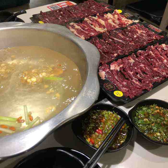 传记潮发牛肉火锅店加盟 传记潮发牛肉火锅店加盟前景分析