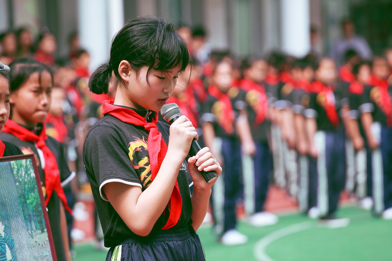 化妆学校老师怎样讲课