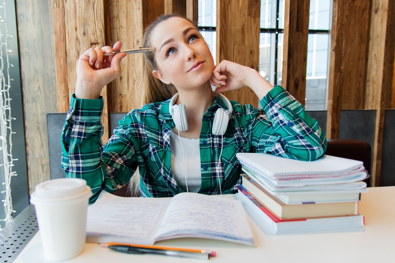 探寻质量高的化妆学校