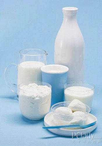 孕妇喝牛奶好还是喝奶粉好 孕妇喝奶粉比较好还是喝牛奶好