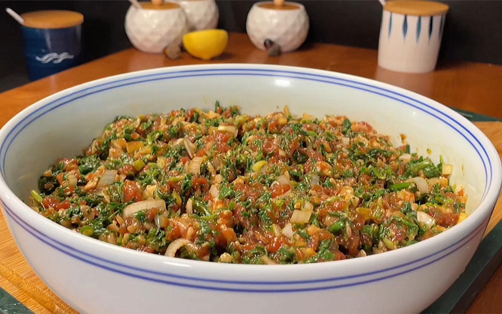 肉沫荠菜饺子馅怎么调才好吃 肉沫荠菜饺子馅怎么调才好吃窍门