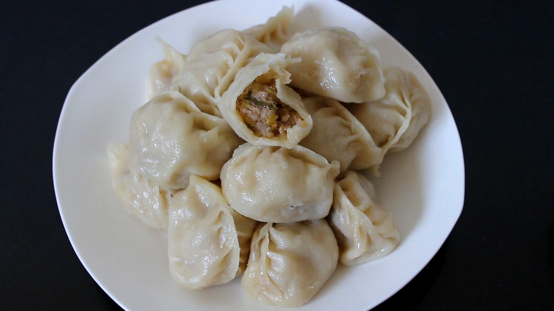 饺子馅酸菜比例怎么调才好吃 饺子馅酸菜比例怎么调才好吃视频