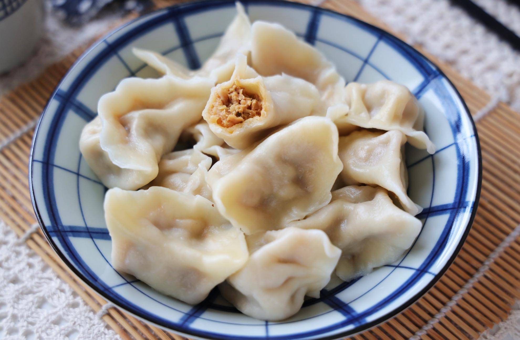 包水饺饺子馅怎么调才好吃 包水饺饺子馅怎么调才好吃呢