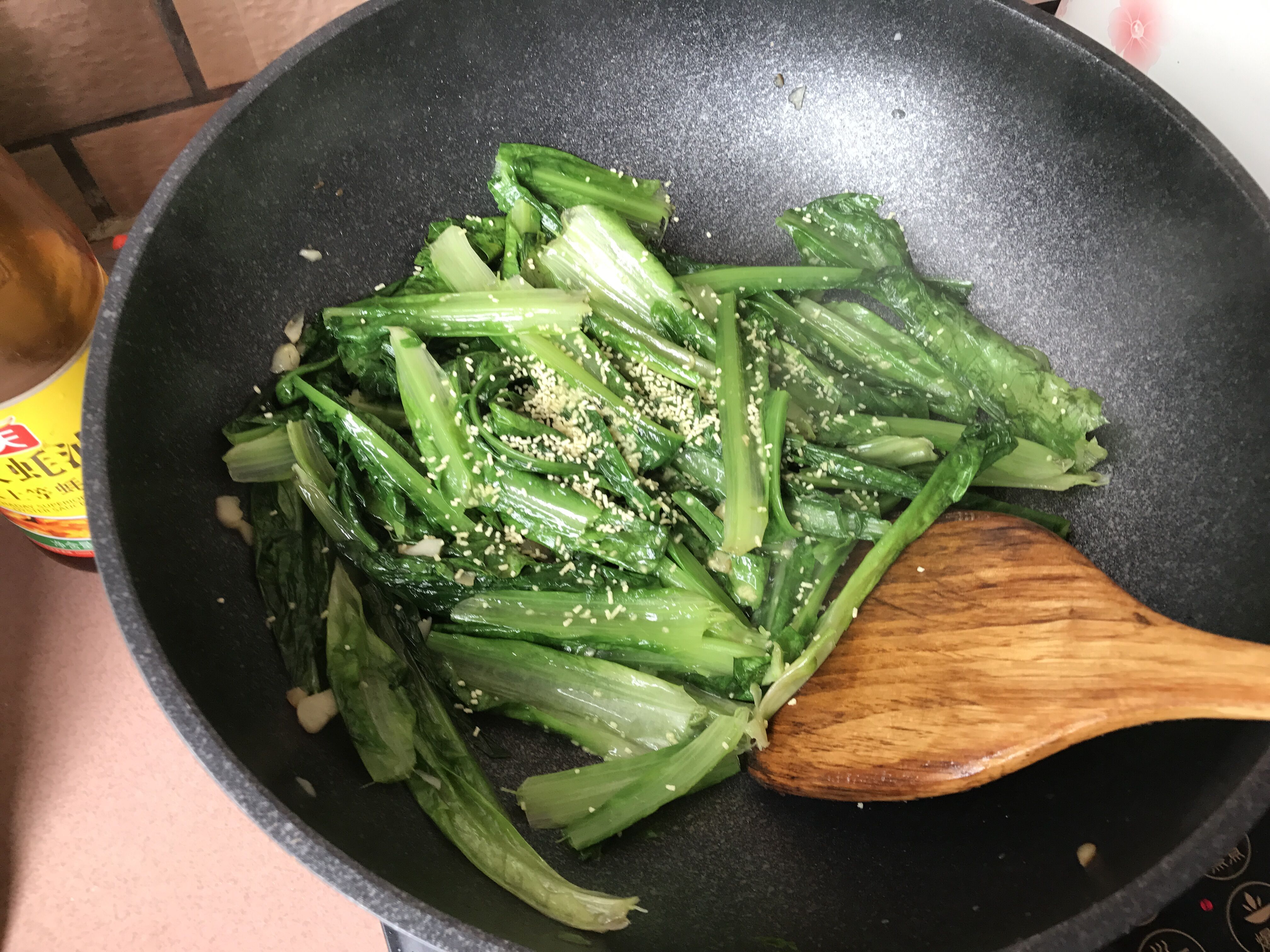 油麦菜减肥怎么做好吃 油麦菜减肥怎么做好吃窍门