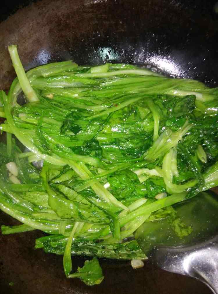 辅食食谱油麦菜怎么做好吃 辅食食谱油麦菜怎么做好吃视频