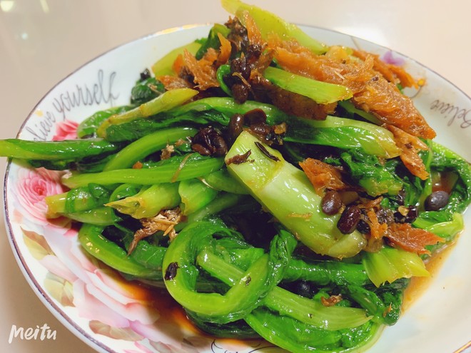 鸡豆干炒油麦菜怎么做好吃 鸡豆干炒油麦菜怎么做好吃窍门