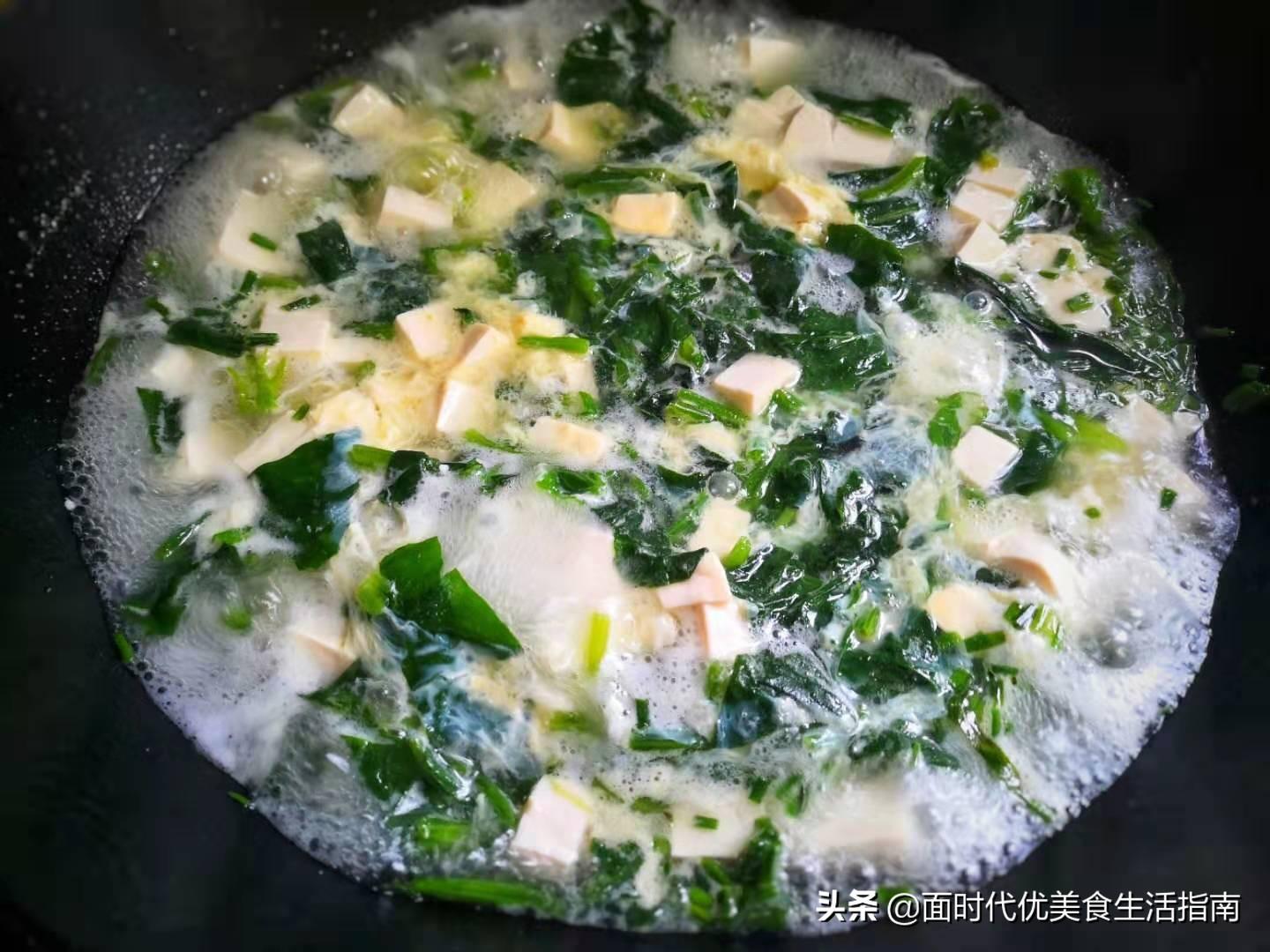 菠菜豆腐汤怎么做好吃 菠菜豆腐汤怎么做好吃又简单视频