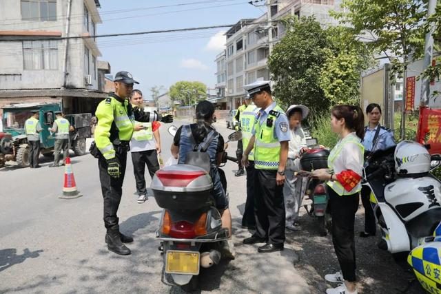 融安哪里学面包车好 融安驾校考驾照有包过的吗